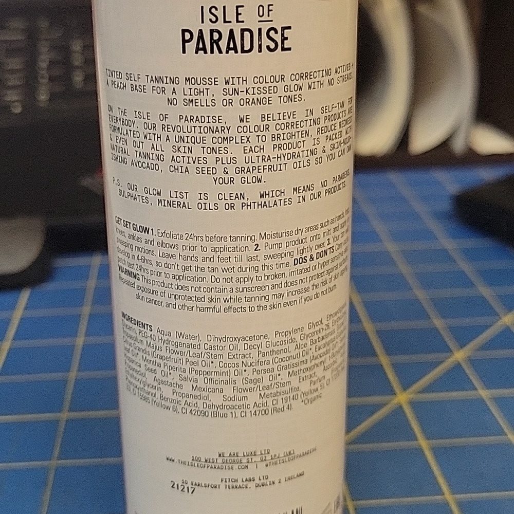 Isle of Paradise Light Self-Tanning Mousse - New 200ml - Picture 2 of 2